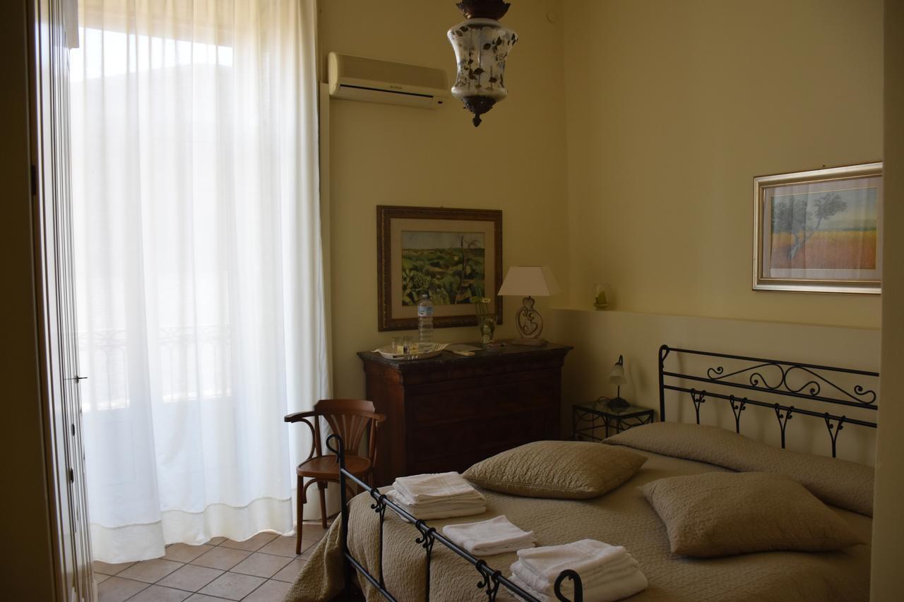 B&B Al Teatro Massimo Катания Экстерьер фото