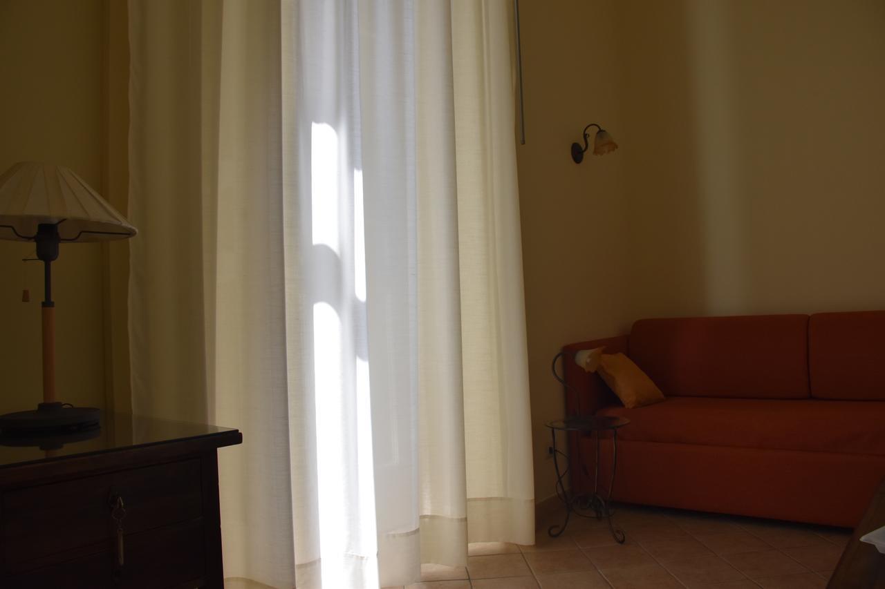 B&B Al Teatro Massimo Катания Экстерьер фото
