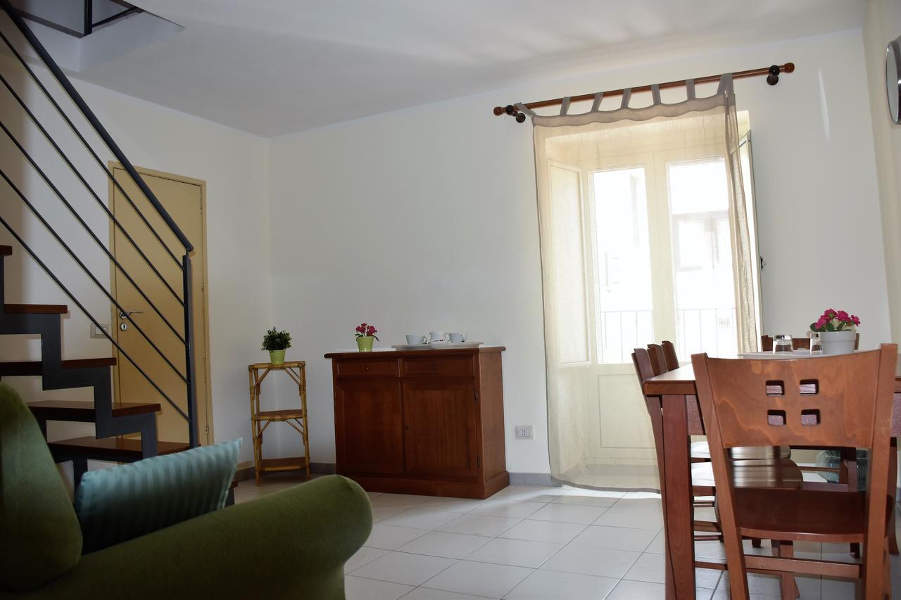 B&B Al Teatro Massimo Катания Экстерьер фото