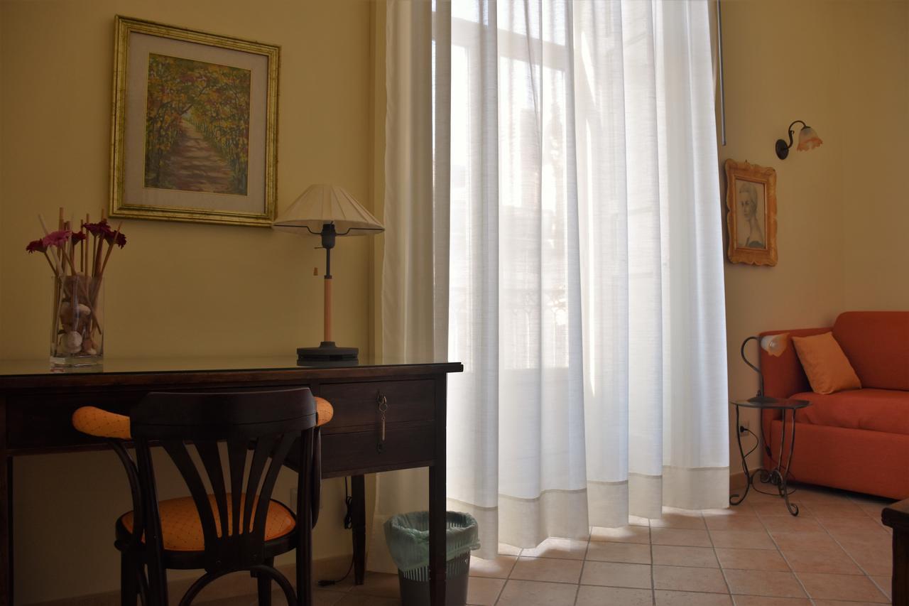 B&B Al Teatro Massimo Катания Экстерьер фото