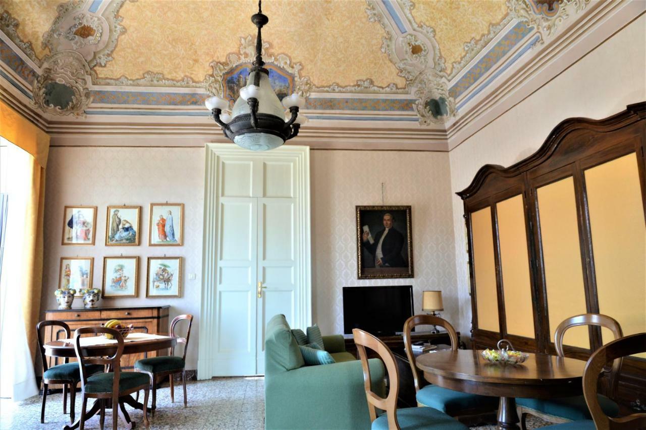 B&B Al Teatro Massimo Катания Экстерьер фото