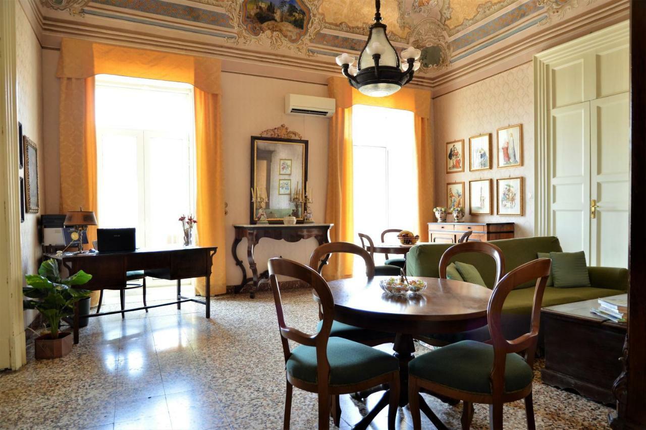 B&B Al Teatro Massimo Катания Экстерьер фото